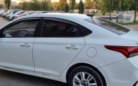 Hyundai Solaris II рестайлинг, 2019 год, 1 290 000 рублей, 2 фотография