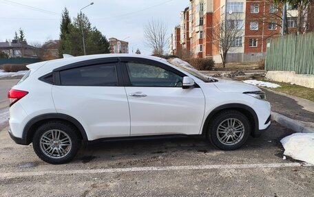 Honda Vezel, 2018 год, 2 040 000 рублей, 19 фотография