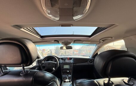 Mercedes-Benz CLS, 2005 год, 1 350 000 рублей, 15 фотография