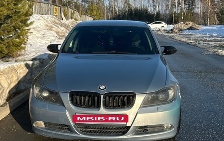 BMW 3 серия, 2005 год, 835 000 рублей, 2 фотография