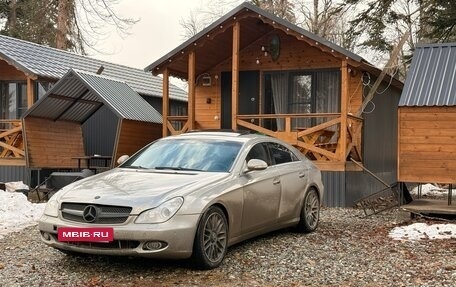 Mercedes-Benz CLS, 2005 год, 1 350 000 рублей, 23 фотография