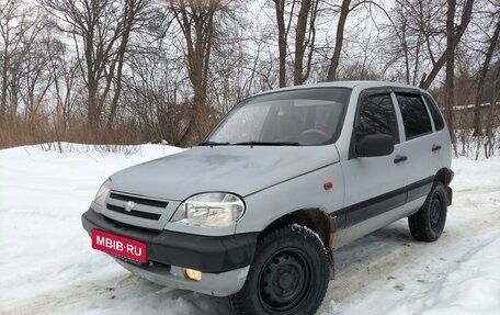 Chevrolet Niva I рестайлинг, 2005 год, 240 000 рублей, 2 фотография