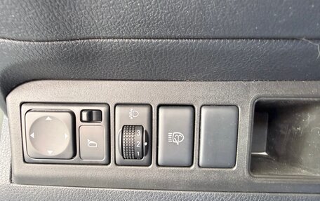 Nissan Note II рестайлинг, 2011 год, 830 000 рублей, 23 фотография