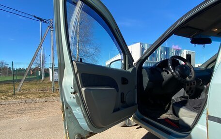 Renault Logan I, 2005 год, 145 000 рублей, 11 фотография