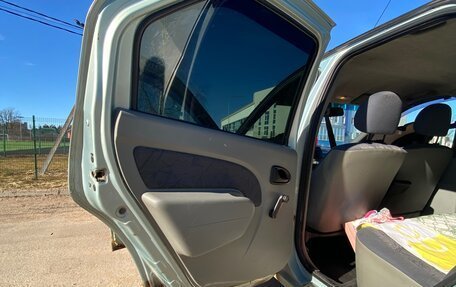 Renault Logan I, 2005 год, 145 000 рублей, 10 фотография