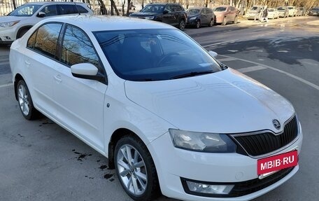 Skoda Rapid I, 2015 год, 685 000 рублей, 3 фотография
