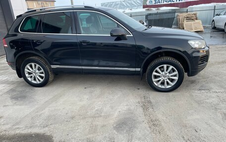 Volkswagen Touareg III, 2013 год, 2 950 000 рублей, 4 фотография