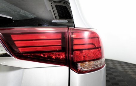 Mitsubishi Outlander III рестайлинг 3, 2017 год, 2 220 000 рублей, 22 фотография