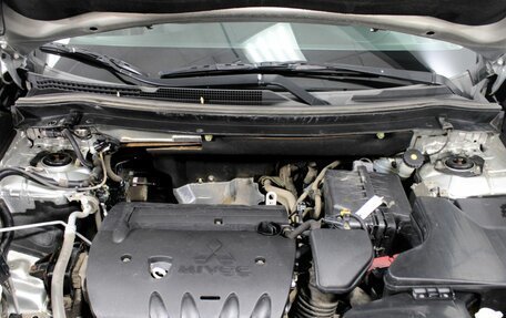 Mitsubishi Outlander III рестайлинг 3, 2017 год, 2 220 000 рублей, 24 фотография