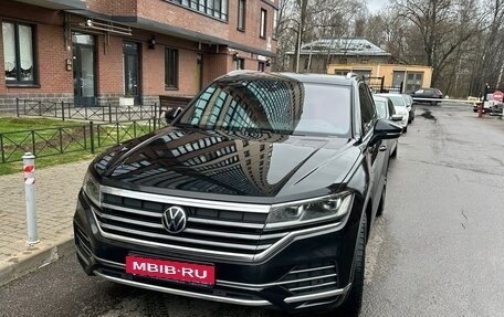 Volkswagen Touareg III, 2021 год, 5 100 000 рублей, 1 фотография