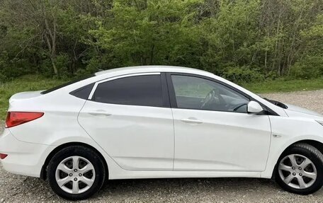 Hyundai Solaris II рестайлинг, 2011 год, 785 000 рублей, 6 фотография