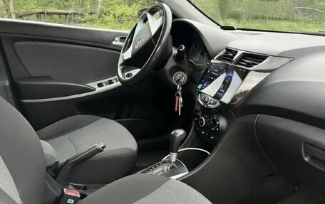 Hyundai Solaris II рестайлинг, 2011 год, 785 000 рублей, 5 фотография