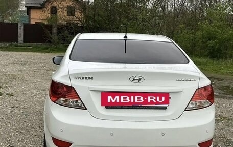 Hyundai Solaris II рестайлинг, 2011 год, 785 000 рублей, 4 фотография
