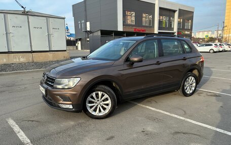 Volkswagen Tiguan II, 2017 год, 1 890 000 рублей, 3 фотография