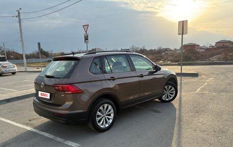 Volkswagen Tiguan II, 2017 год, 1 890 000 рублей, 8 фотография