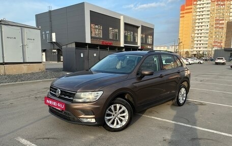 Volkswagen Tiguan II, 2017 год, 1 890 000 рублей, 2 фотография