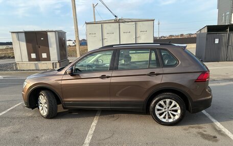 Volkswagen Tiguan II, 2017 год, 1 890 000 рублей, 12 фотография