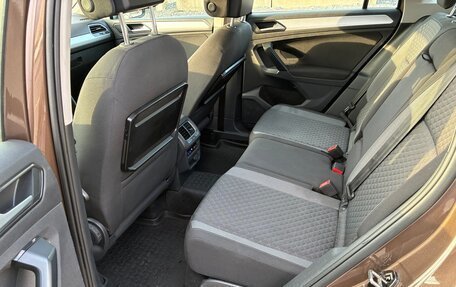 Volkswagen Tiguan II, 2017 год, 1 890 000 рублей, 20 фотография