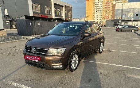 Volkswagen Tiguan II, 2017 год, 1 890 000 рублей, 14 фотография