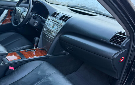 Toyota Camry, 2011 год, 999 000 рублей, 10 фотография