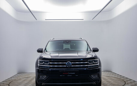 Volkswagen Teramont I, 2019 год, 2 760 000 рублей, 2 фотография