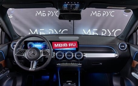 Mercedes-Benz GLB, 2025 год, 6 780 000 рублей, 10 фотография