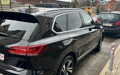 Volkswagen Touareg III, 2021 год, 5 100 000 рублей, 3 фотография