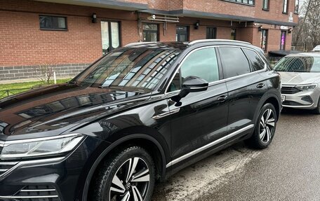 Volkswagen Touareg III, 2021 год, 5 100 000 рублей, 2 фотография
