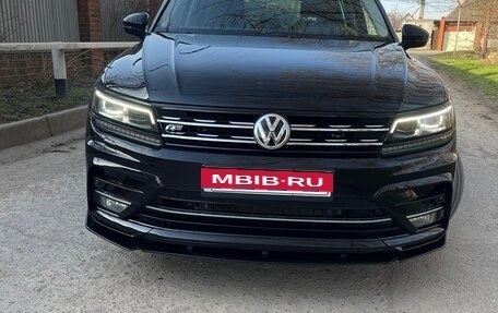 Volkswagen Tiguan II, 2018 год, 2 200 000 рублей, 14 фотография