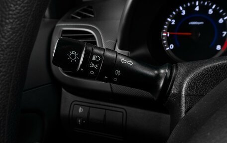 Hyundai Solaris II рестайлинг, 2014 год, 899 000 рублей, 16 фотография