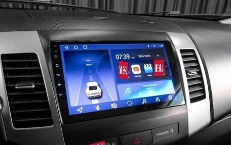 Mitsubishi Outlander III рестайлинг 3, 2007 год, 999 000 рублей, 14 фотография