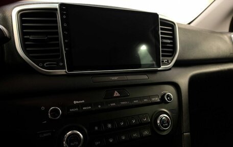 KIA Sportage IV рестайлинг, 2020 год, 2 219 900 рублей, 10 фотография