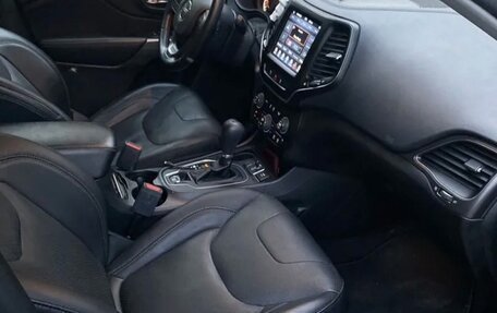 Jeep Cherokee, 2020 год, 2 500 000 рублей, 12 фотография