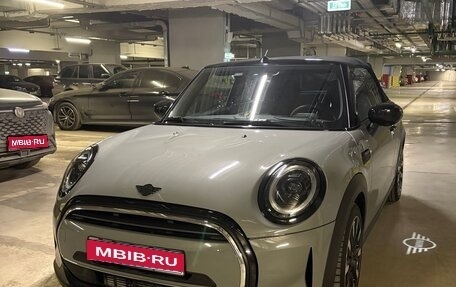 MINI Cabrio, 2022 год, 3 900 000 рублей, 1 фотография