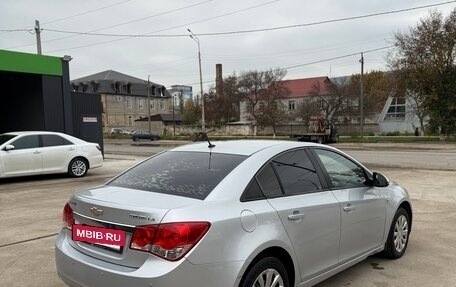 Chevrolet Cruze II, 2011 год, 750 000 рублей, 4 фотография
