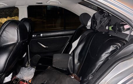 Volkswagen Bora, 2004 год, 350 000 рублей, 12 фотография