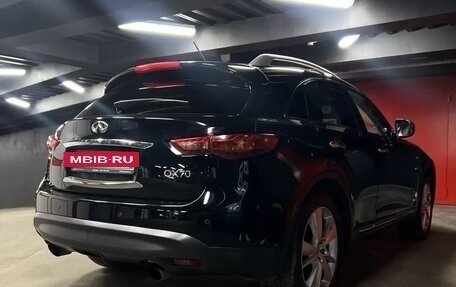 Infiniti QX70, 2015 год, 2 550 000 рублей, 7 фотография