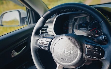 KIA Rio IV, 2021 год, 1 350 000 рублей, 2 фотография