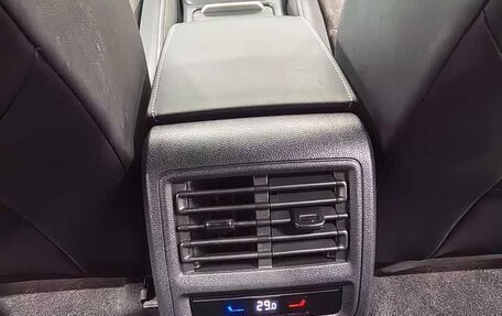 Volkswagen Golf VIII, 2023 год, 1 720 000 рублей, 10 фотография