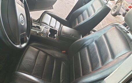 Volkswagen Touareg III, 2004 год, 1 100 000 рублей, 9 фотография