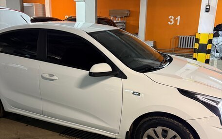 KIA Rio IV, 2020 год, 1 270 000 рублей, 3 фотография