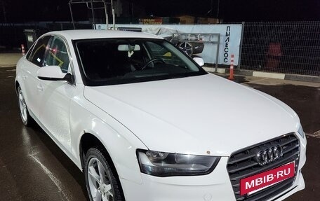 Audi A4, 2012 год, 1 090 000 рублей, 7 фотография