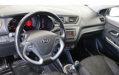 KIA Rio III рестайлинг, 2016 год, 1 050 000 рублей, 6 фотография