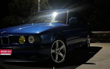 BMW 5 серия, 1990 год, 430 000 рублей, 2 фотография