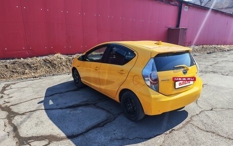 Toyota Aqua I, 2012 год, 700 000 рублей, 5 фотография