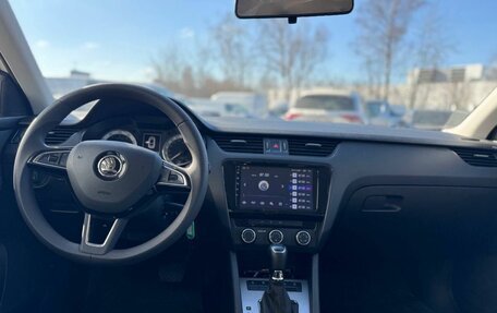 Skoda Octavia, 2023 год, 2 350 000 рублей, 2 фотография