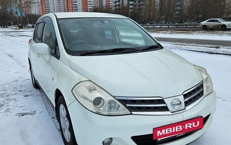 Nissan Tiida, 2011 год, 850 000 рублей, 3 фотография