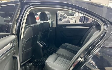 Skoda Superb III рестайлинг, 2022 год, 1 770 000 рублей, 10 фотография