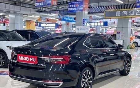 Skoda Superb III рестайлинг, 2022 год, 1 770 000 рублей, 4 фотография