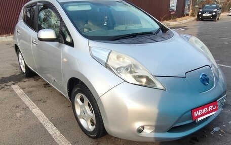 Nissan Leaf I, 2011 год, 350 000 рублей, 2 фотография